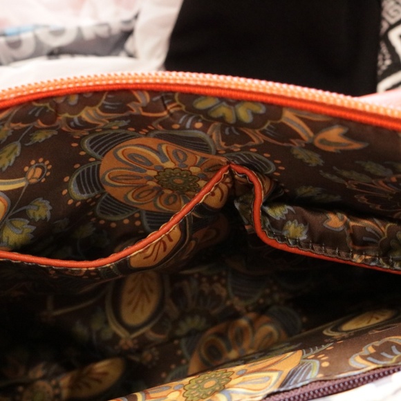 5 for 20 💕 Detachable Orange Hand Bag - Picture 3 of 6